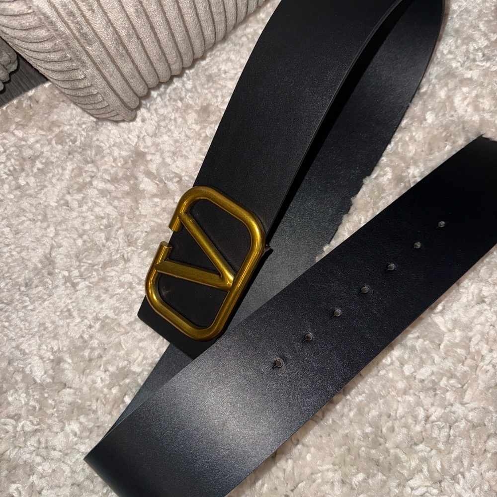 V Black Leather Belt with Gold Buckle